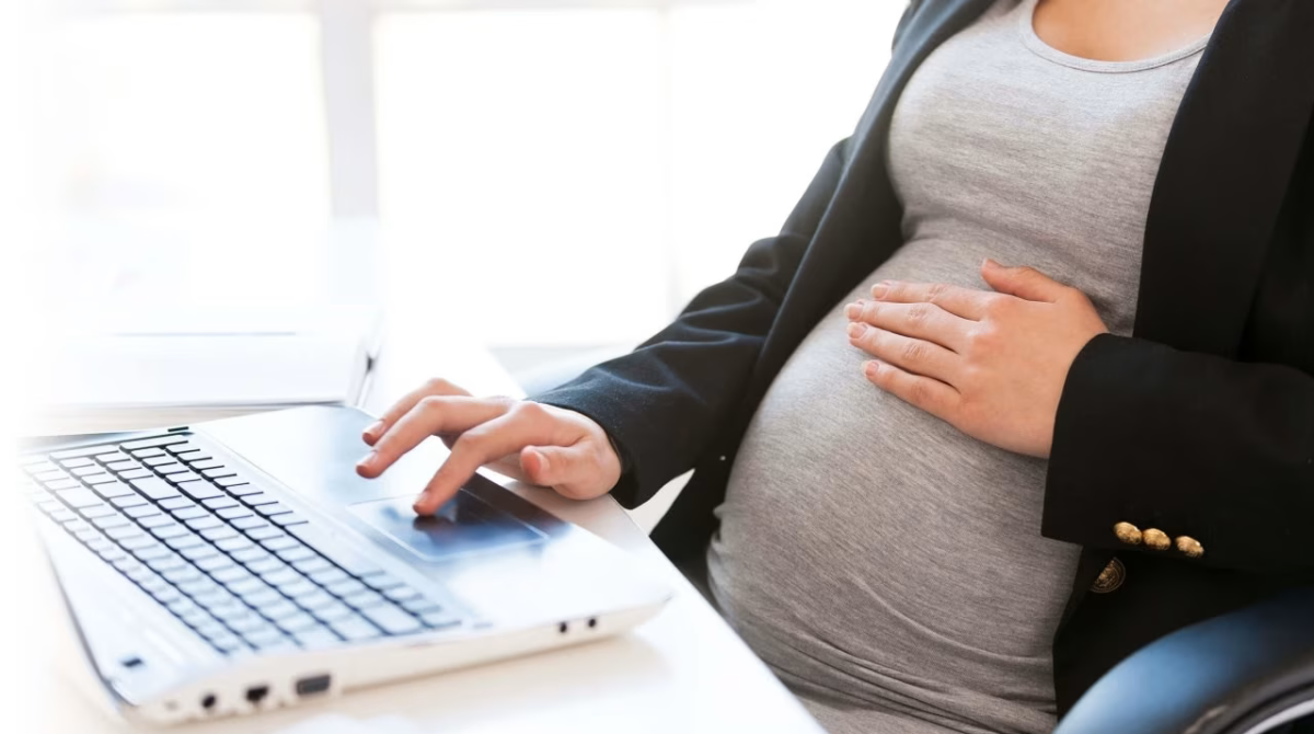 Job searching while pregnant: how do you tell recruiters?